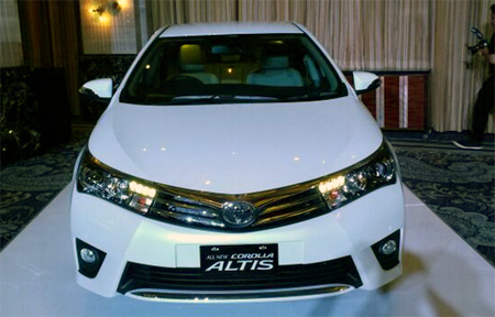 Corolla Altis