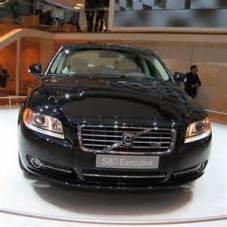 Volvo India to start assembling cars; aims to sell 10,000 cars by 2018