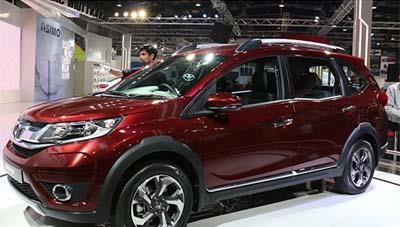 Auto Expo: Honda introduces BR-V and Accord
